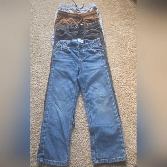 4T Pants And Jeans Bundle / Lot - Picture 2 of 7